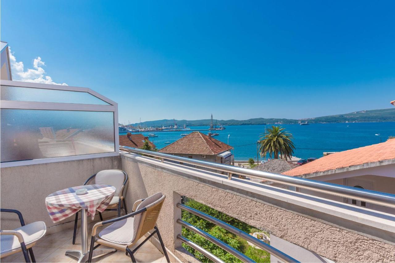 Rosic Apartments Tivat Ngoại thất bức ảnh